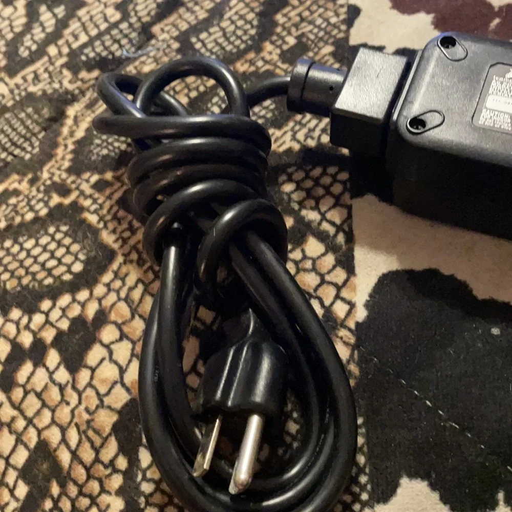 Be-Well Electronics Co,LTD AC Power Adapter Model: ZD0001D